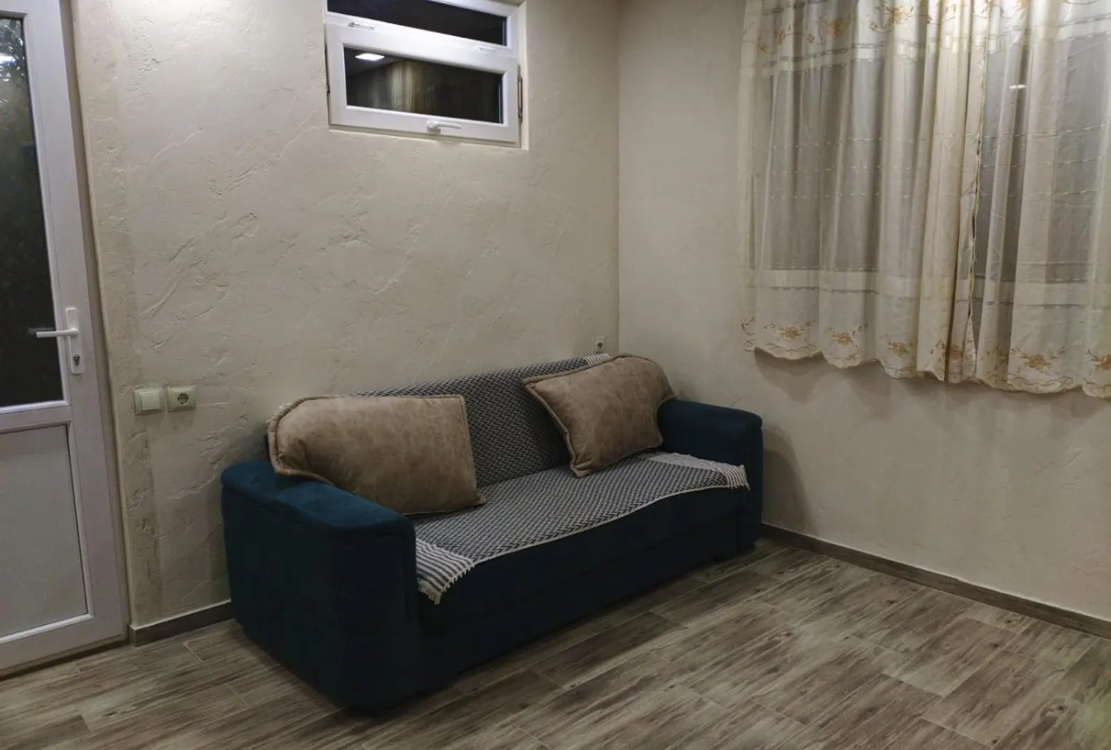 Тихо У Моря, Целый Этаж С Удобствами Batumi Apartment