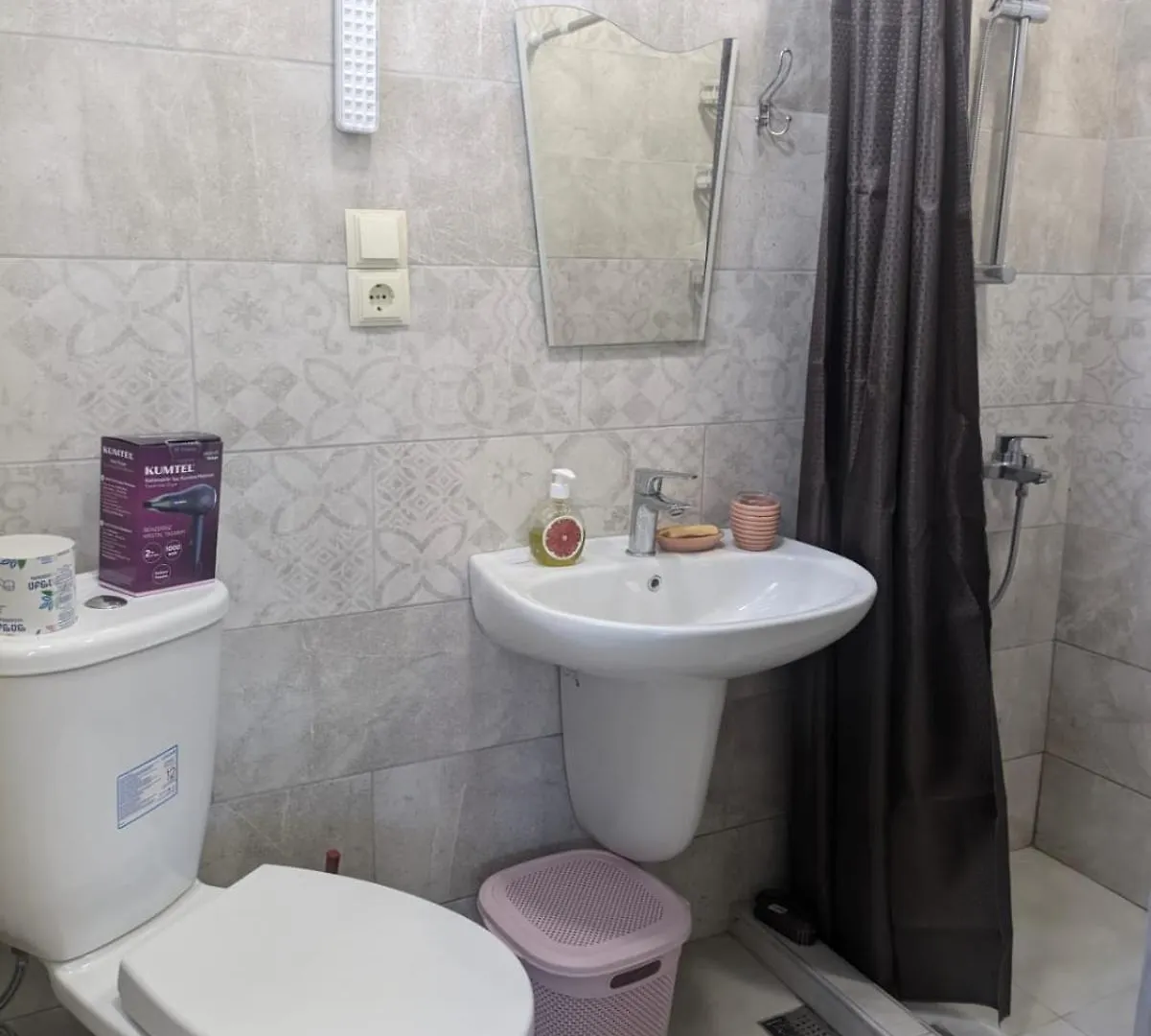 Apartment Тихо У Моря, Целый Этаж С Удобствами Batumi