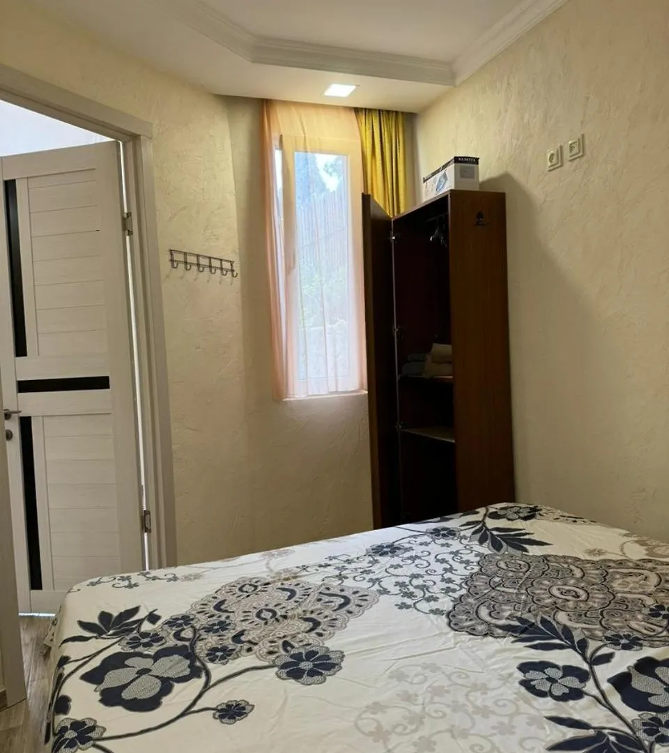 Apartment Тихо У Моря, Целый Этаж С Удобствами Batumi